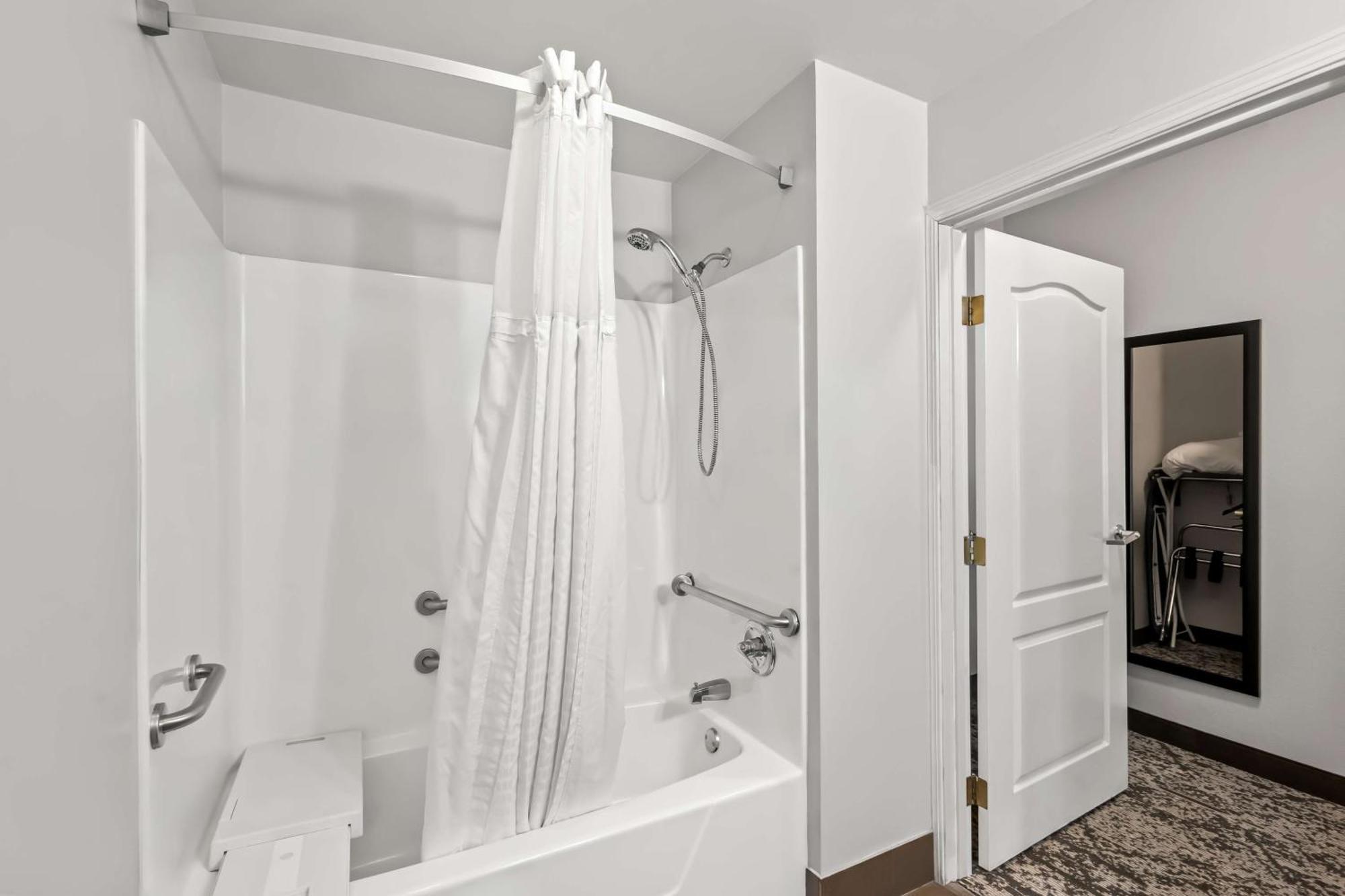 Best Western Plus Fort Wayne Inn&Suites North Extérieur photo